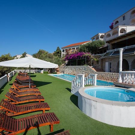 Garden Resort - Apartments Maslina Potocnica Экстерьер фото