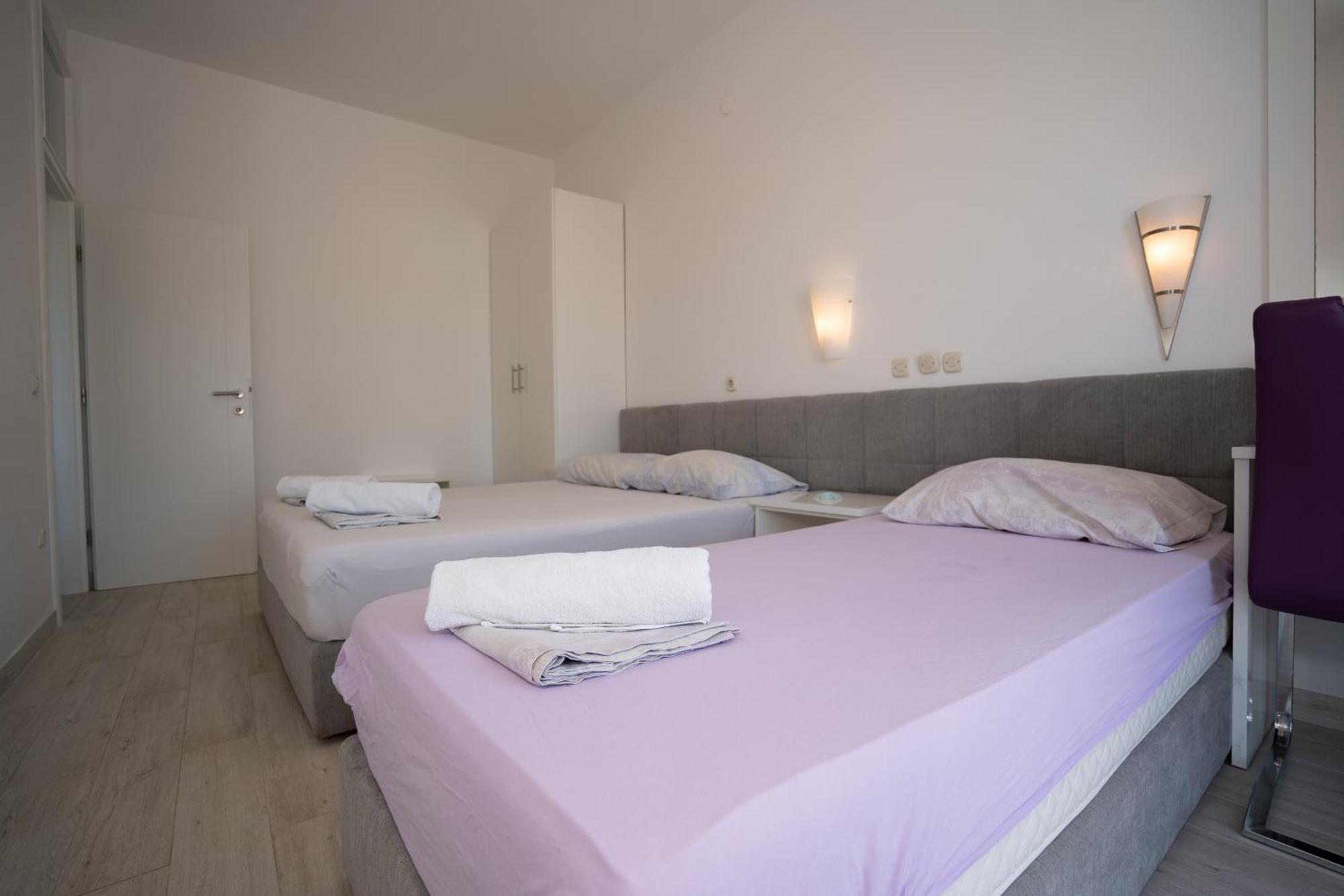 Garden Resort - Apartments Maslina Potocnica Экстерьер фото