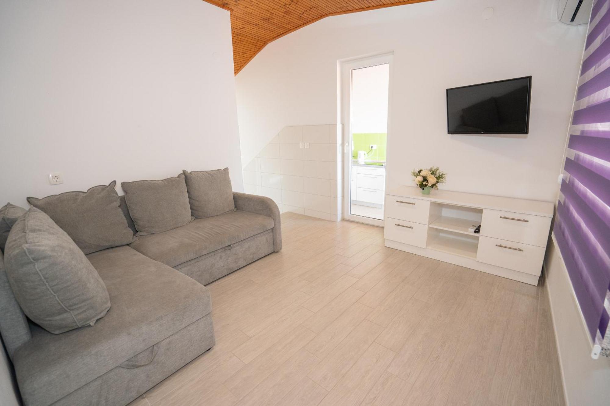 Garden Resort - Apartments Maslina Potocnica Экстерьер фото